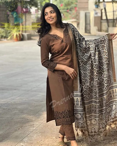 Coffee Brown Embroidered Cotton Kurti With Pant And Khaddar Silk Digital Print Dupatta