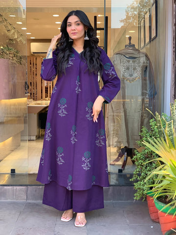 Elegant Plum Kurta Set with Floral Motifs